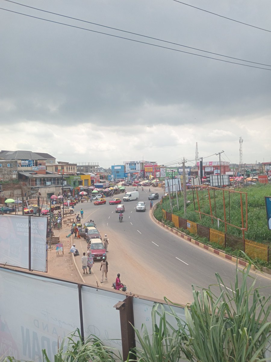 BabaAsp's tweet photo. UPDATE π¨
Omo everywhere don clear for IwoRoad now ππ₯
Traffic don reduce and road don free small π
If you been dey avoid this side before, you fit move now π
Ibadan people go finally breathe today π
#IwoRoad
#Ibadan
#TrafficUpdate
#KeepIwoRoadClean #ReclaimIworoad
πΏπ₯π¬π¨βοΈππ―