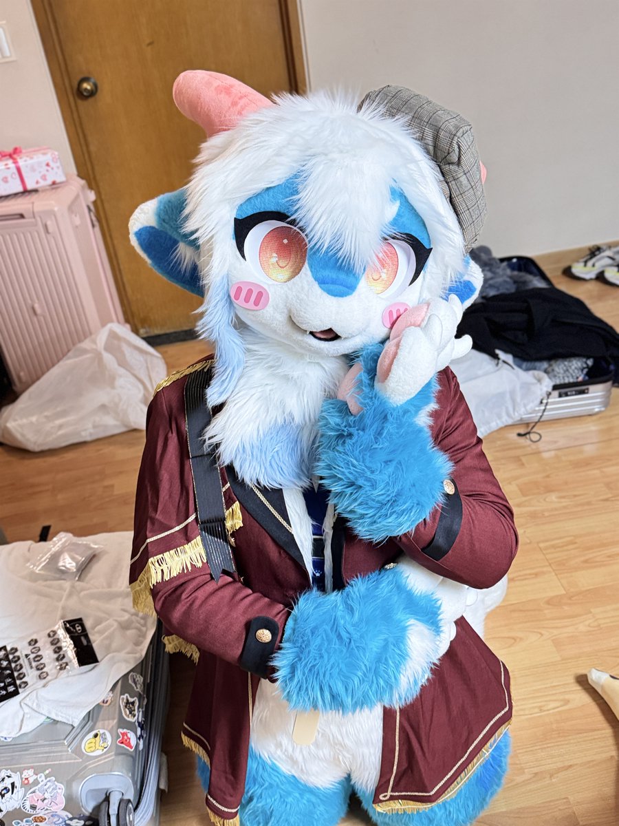 파르🐾 ➡️ FUR:RAID tweet media