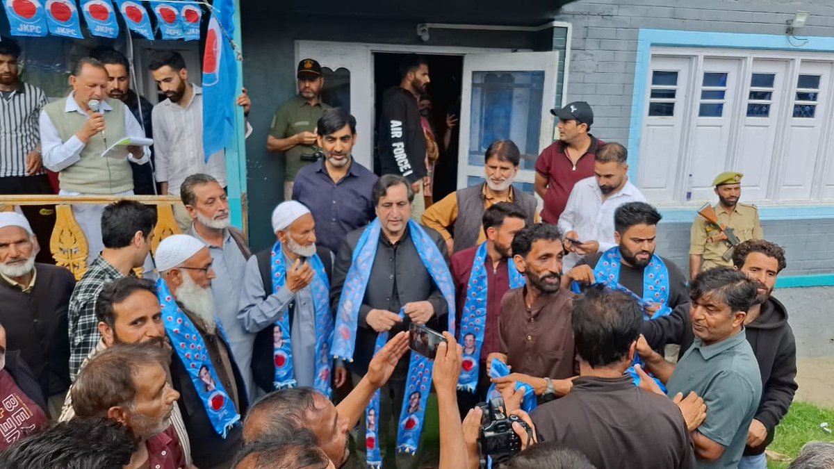 KNS tweet media