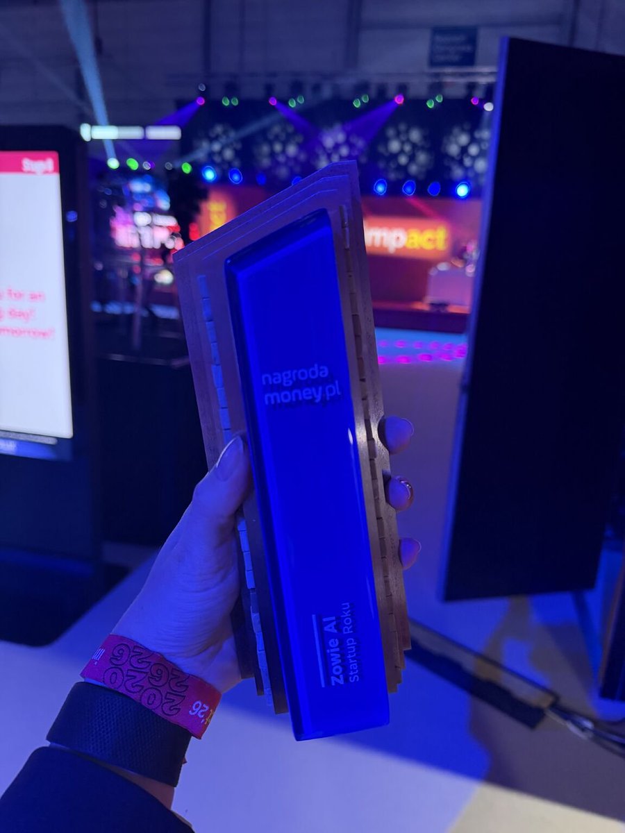 Zowie tweet media