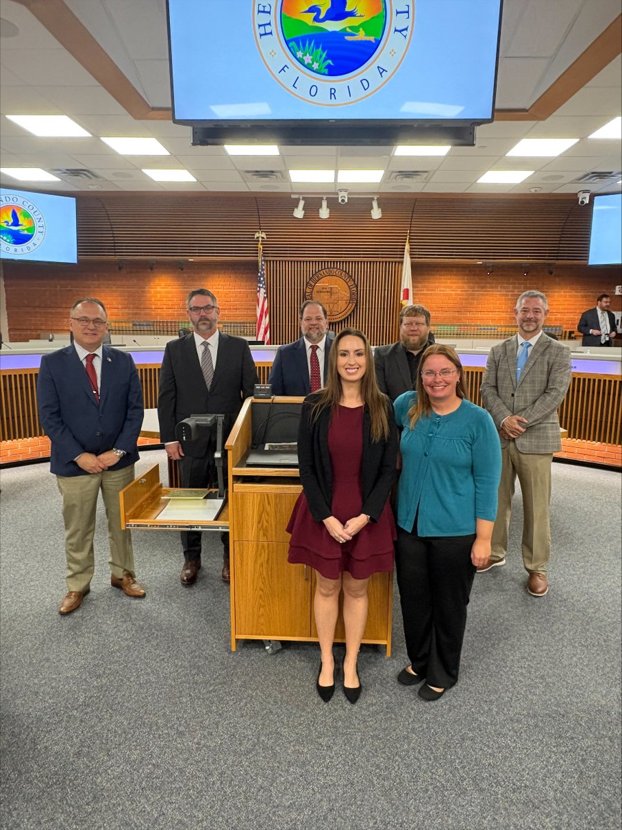 circuit5's tweet photo. The Hernando County Problem-Solving Court team recently received a proclamation from the Hernando County BOCC recognizing May as National Problem-Solving Court Month.
Court Operations Manager Bryceann Twitty was present, along with the County Commissioners and staff. 
#Circuit5 https://t.co/gNwWNVRdJy