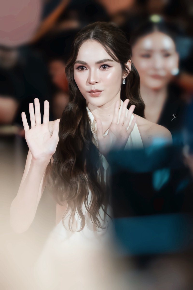 38 สามสิบแปด tweet media
