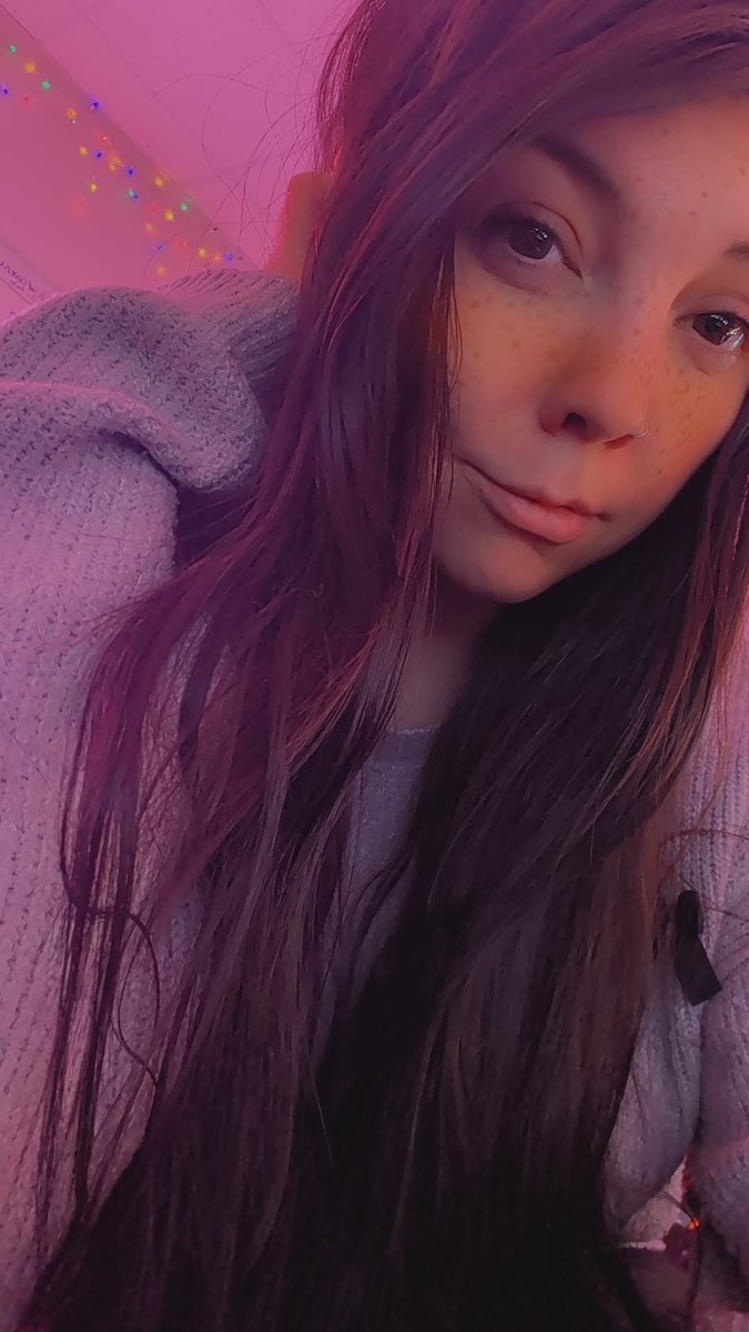 ᴏʜʜᴇʟʟᴏsᴀʀᴀ tweet media