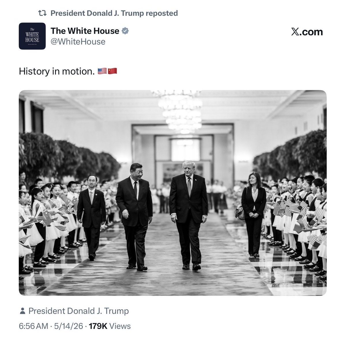 JulieJan tweet media