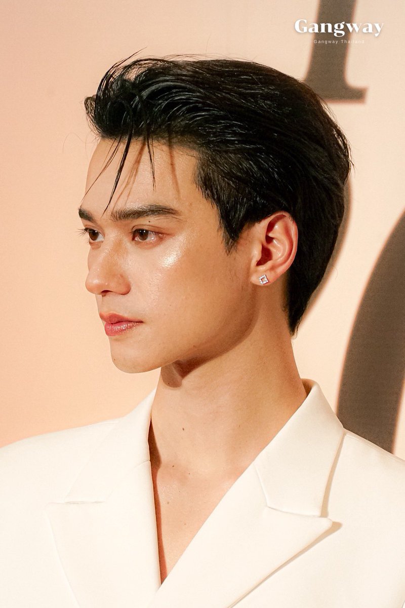 Gangway Thailand tweet media