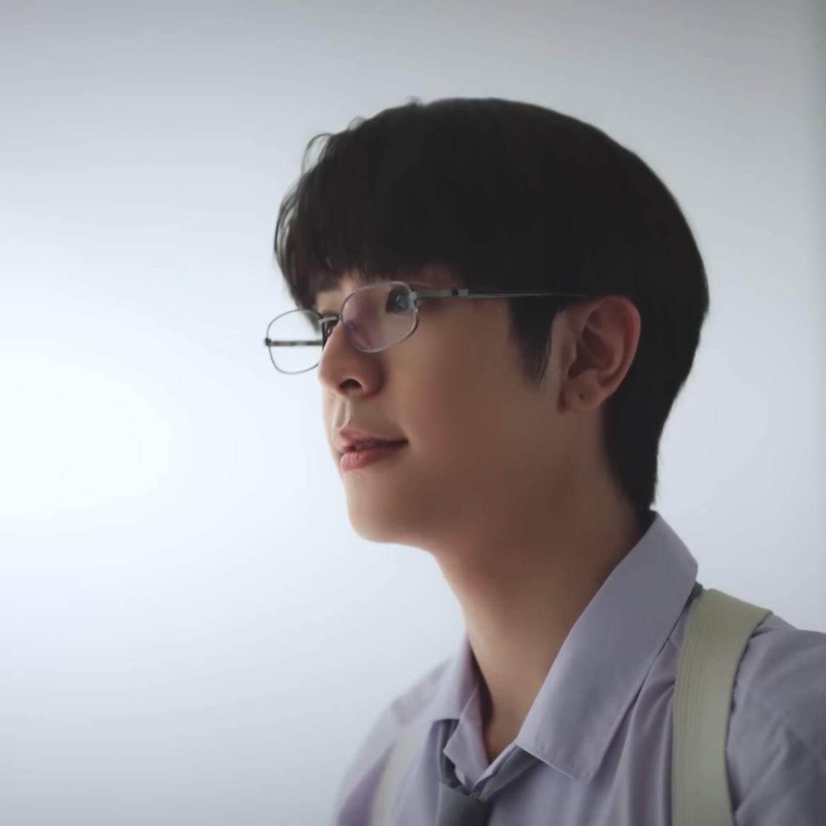 ⋆☀︎. มีนา. tweet media