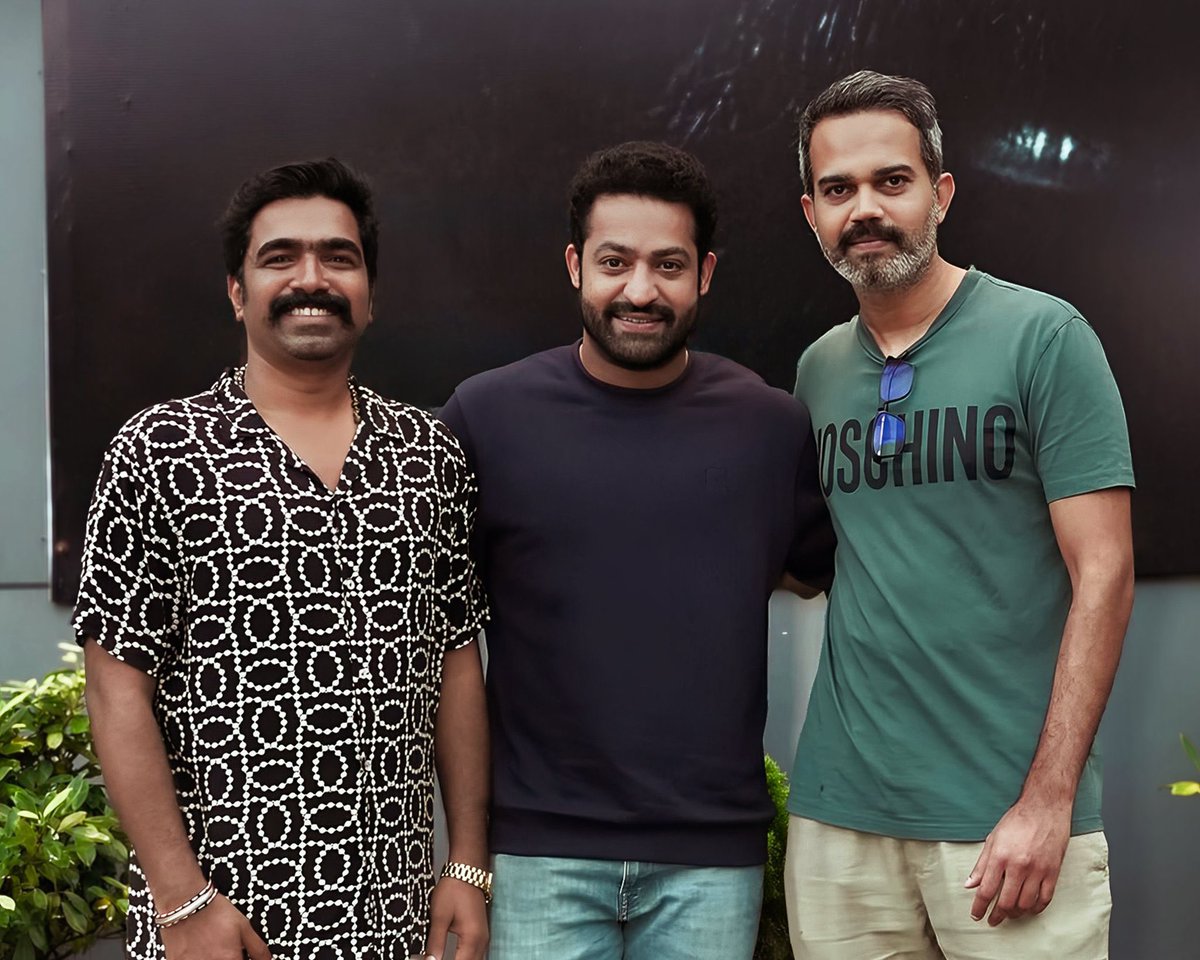 #NTRNeel tweet media