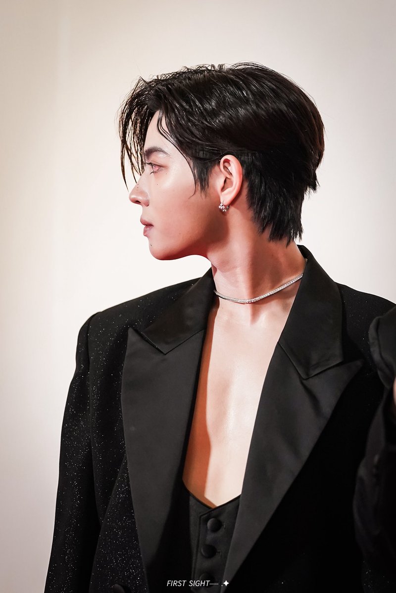 𝘍𝘐𝘙𝘚𝘛 𝘚𝘐𝘎𝘏𝘛── .✦ tweet media