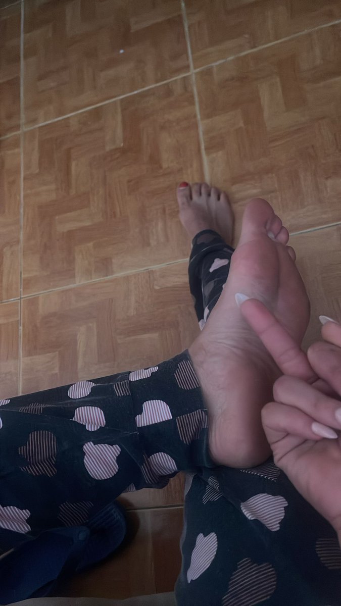 Missdomina66's tweet photo. Estaba en deuda conmigo los ha pagado ese sumiso ya es libre , llegamos hoy a los1000โฌ #findom #sumisos #pies #losser https://t.co/fLjilaWCDS