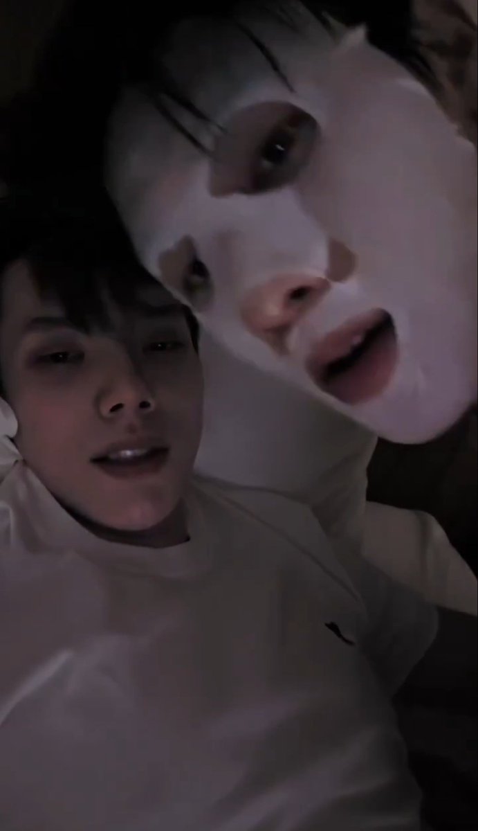 ออปอ | 𝐀𝐏𝐏𝐋𝐄🍎 tweet media
