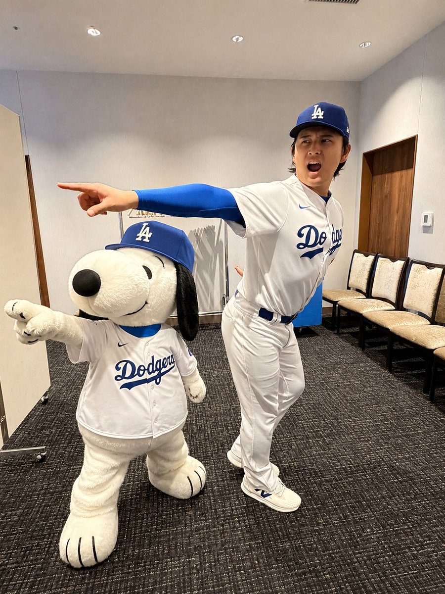 Bleed blue snoopy tweet media