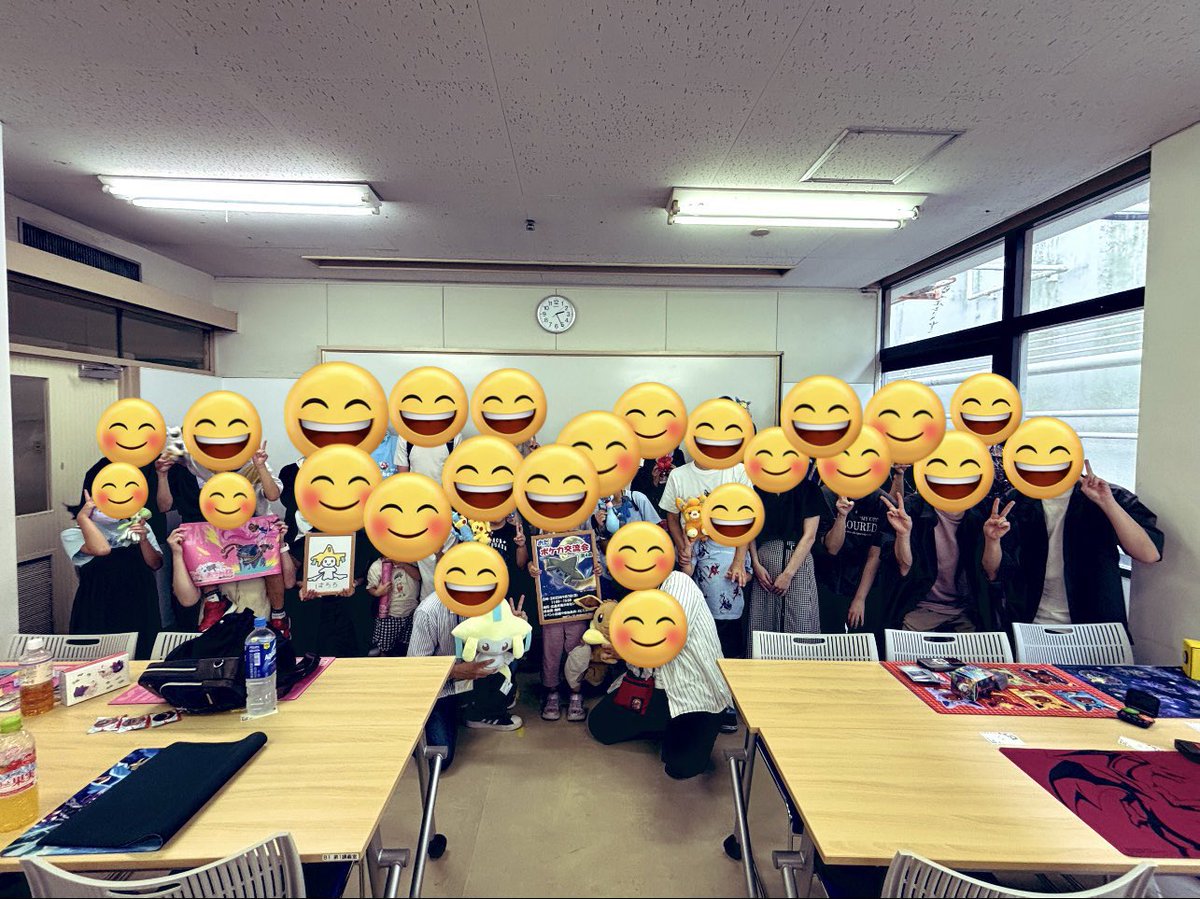 odayuji_king's tweet photo. ⭐️正式告知⭐️
（拡散いただけるとありがたいです🙇‍♂️）

日程と会場が確定した為改めてのご連絡となりますが、第6回「対面」ポケカ交流会を開催します🤝✨

今回はこの交流会初となるゲストが！！
トレカショップVOWの店長、ホドホドさん（@hodohodopokeca ）が滋賀県から来てくれます🥺

ようこそ広島へ🙌

※いつもと時間帯が異なる為、注意ください！
この時間帯しか取れませんでした😖

【日時】6/14(日)9時〜13時
【場所】広島市青少年センター
【参加費】無料
【定員】40名

交流会の概要や参加条件は、添付画像ご確認ください🙏

参加希望の方で連絡用のグループDM作成しますので、私までご連絡ください🙇‍♂️

過去開催時も、すごく和やかでワイワイ楽しい会ですので、初めての方も楽しめるかと思います🙌✨（引用先参照）

皆さんとの交流を、ホドホドさんとともに楽しみにしています😆