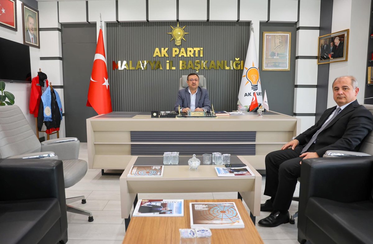 AvEnverHan's tweet photo. Ak Parti Malatya İl  Başkanı  meslek büyüğüm  Av. Ali Bakan’ı ziyaret ettim. Sayın Başkanıma nezaketi ve hoşsohbeti için teşekkür ediyorum. https://t.co/2pZLEMWQUZ