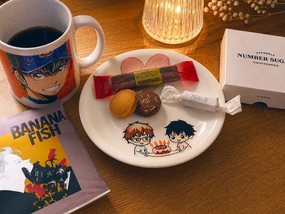 taimeshi_stamp's tweet photo. ♦️沢村栄純誕生日 前夜祭♦️
友達からもらった #贅沢ルマンド、 #numbersugar のキャラメル、大大大好きな手作りクッキー、そしてBANANAFISHのコーヒー☕️🥰 https://t.co/T3BzGNyaol