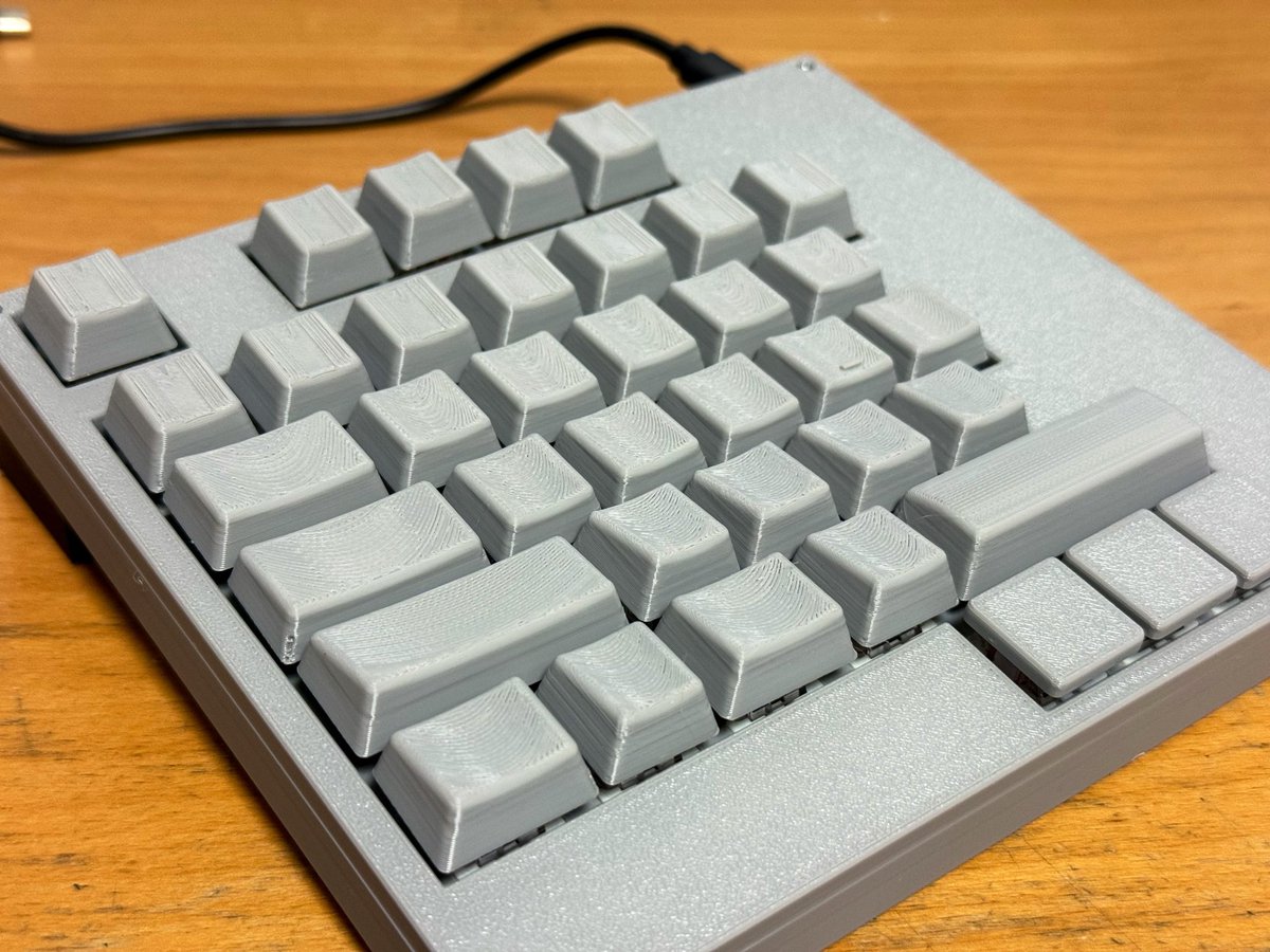 自作キーボード #ErgoManeuver