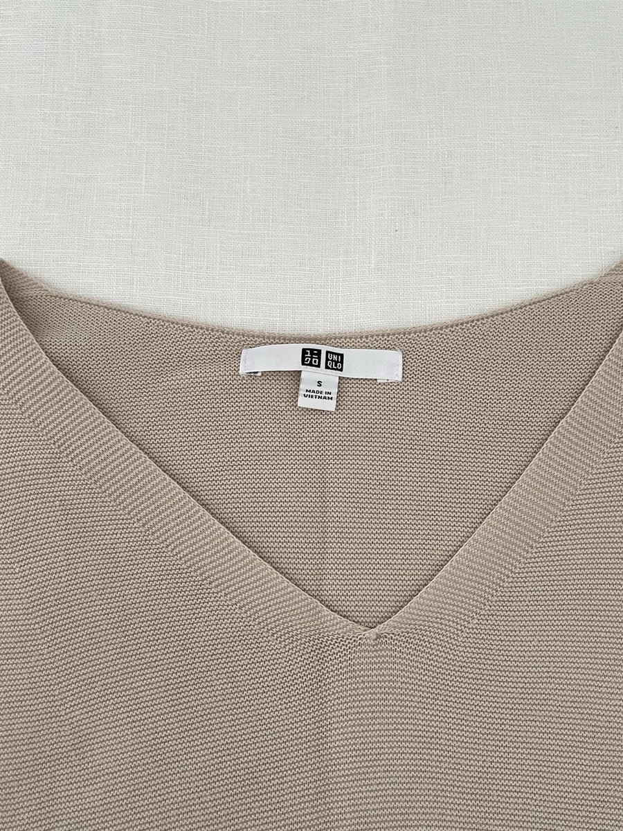 user27126205's tweet photo. uniqlo (size s)
50.- https://t.co/XzTC05fDy5