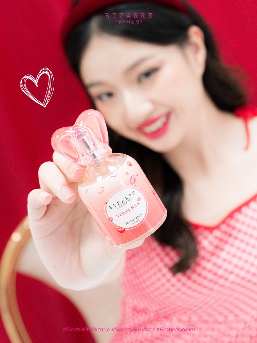 Bizarre_Perfume's tweet photo. Bizarre Sweetie Vibes Velvet Kiss💃💋

Cocok untuk Bestie yang suka wangi manis buah yang segar💗

Udah ada yang punya?🤭

#SweetYourVibes #FreshWithBizarre #BestienyaAku https://t.co/7CRubOftVr