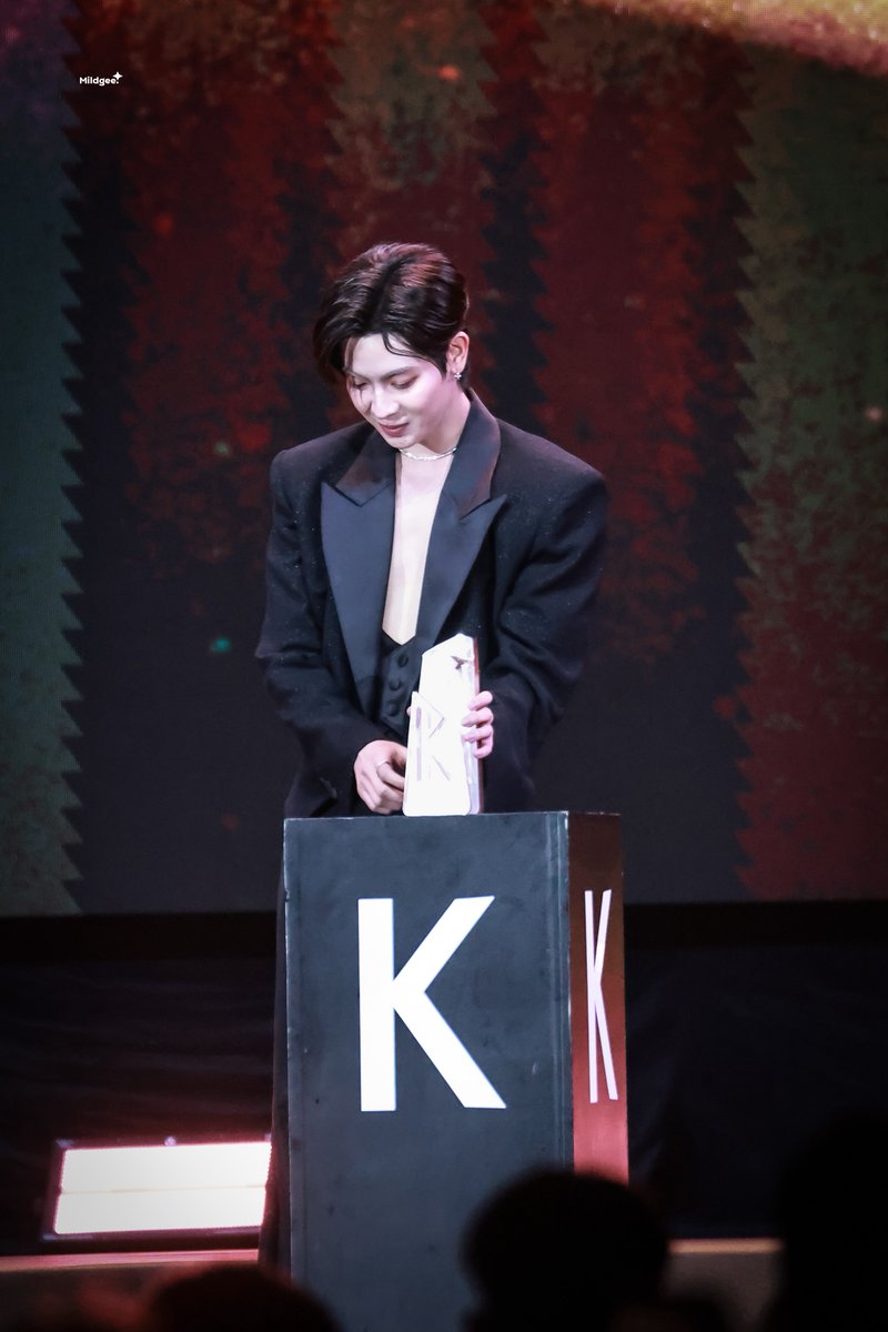 มายจี tweet media