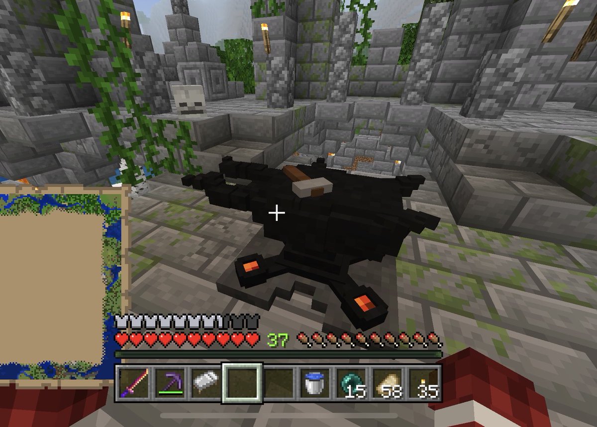 Minecraftanim2's tweet photo. もりもり生活シーズン４

ドラゴンで冒険中、ジャングルに謎の建築物があったので寄ってみたら中にはテラリアに出て来そうな作業台みたいな物がありました。

そして、ペールガーデンでは初めての敵モブと遭遇。
攻略情報はほぼ見ないタイプなのでこういう発見があるのが楽しいです🙋🏻‍♀️

#マインクラフト https://t.co/MIL5a98dGb