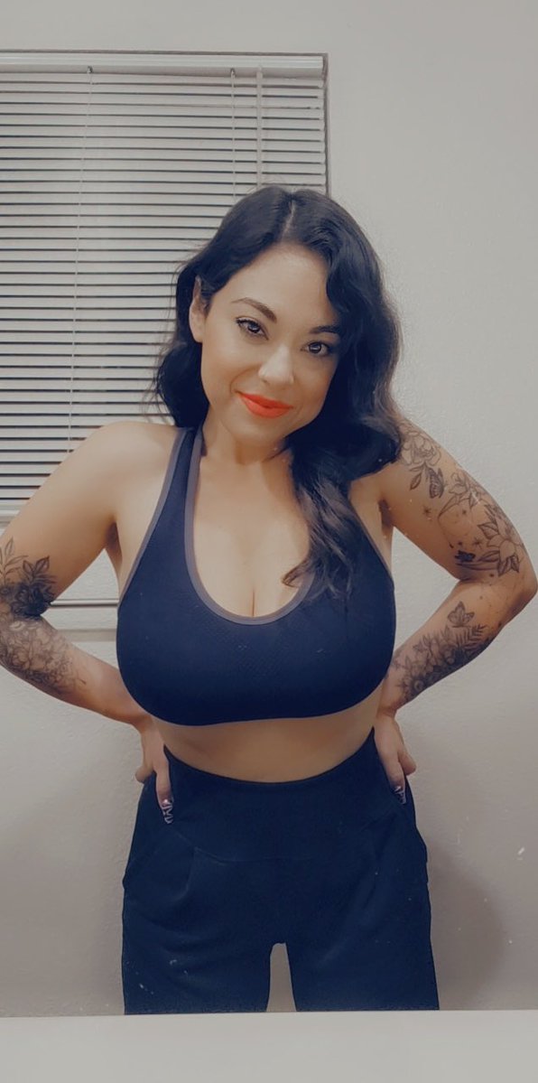 Roseprettyp tweet media