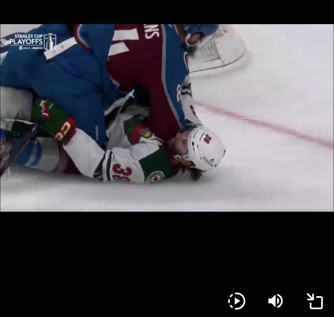 KK3ll3y's tweet photo. @bibr98 @RussoHockey Ok one punch that barely hits him, compared to tackling him and this elbow to the face. How is that "giving it as good as he got"" https://t.co/Wr9l8ddpyw