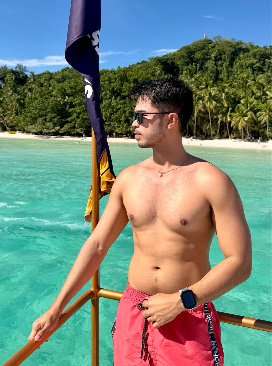 kitjfrancis's tweet photo. ☀️🏝️ https://t.co/s5qRkwiAOd