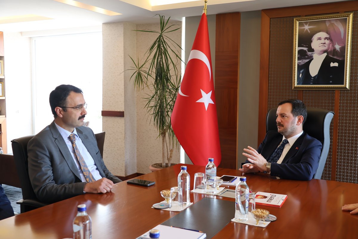 trabzonarsinosb's tweet photo. 📌 Trabzon Sosyal Güvenlik Kurumu İl Müdürü Sayın Erdem Akbay ve İl Müdür Yardımcısı Sayın Abdulrahman Halcı’yı Misafir Ettik

Haberin devamı için tıklayınız 👉 https://t.co/kt9kqhEY3l https://t.co/bo94k8eHN5