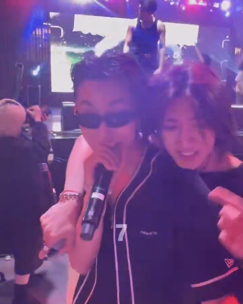 쫑두니 tweet media