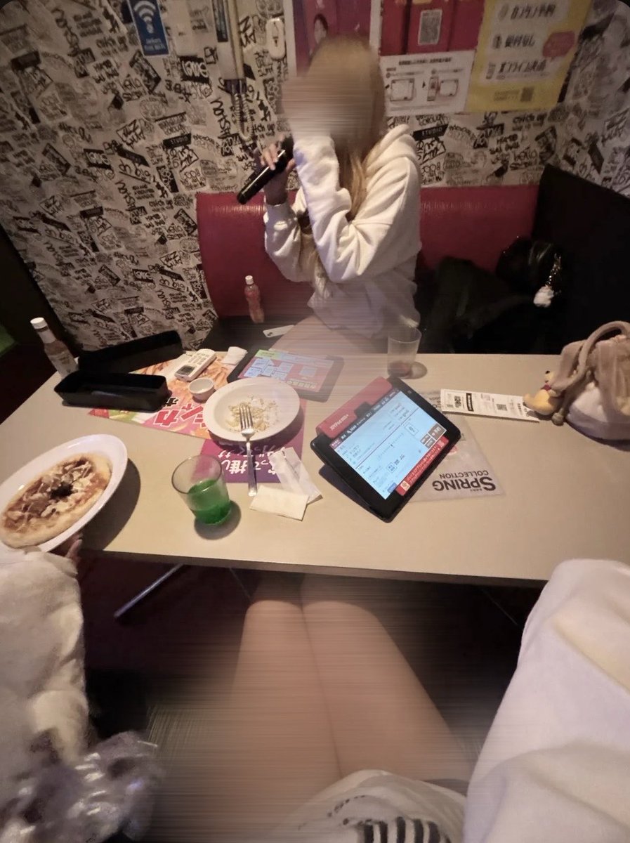 はれ tweet media