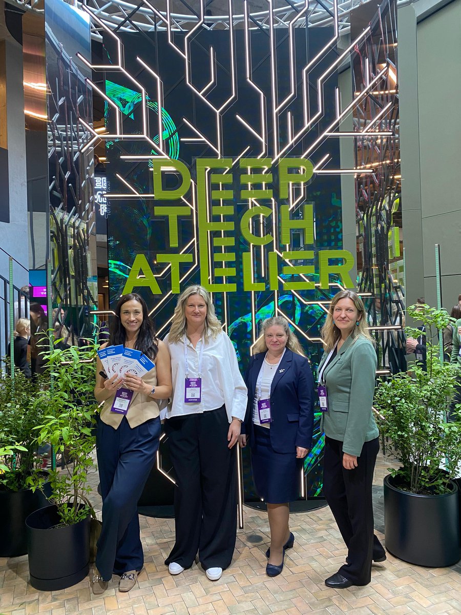EEN_EU's tweet photo. 👥 Meet us at #DeepTechAtelier 2026 in Riga! 🇱🇻
@EEN_Latvia is on site to support startups and SMEs looking to grow internationally, find partners, and turn innovation into business opportunities.
If you’re attending, come say hello at the stand 👋 #EENCanHelp https://t.co/xv9ZtwRNsT