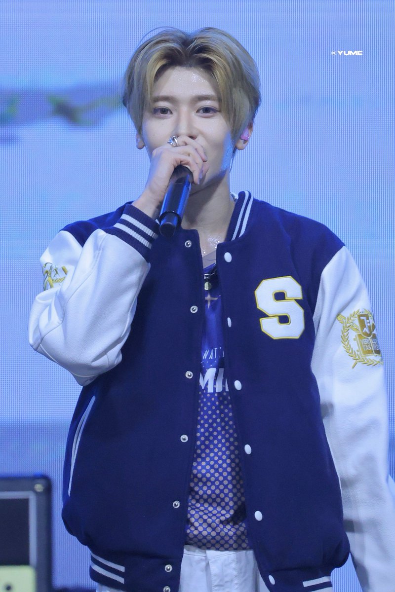 유메 tweet media