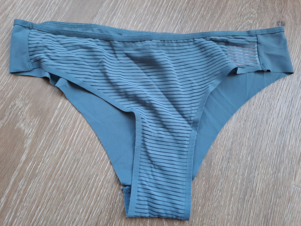 Mark30704629's tweet photo. Tenant asked me to check on her apartment during her absence, flowers, Mail etc. 🥰 Panty and vibrator lying around in the bedroom 🥵 Always happy to help 🤪 https://t.co/pAwDXYg7bM
