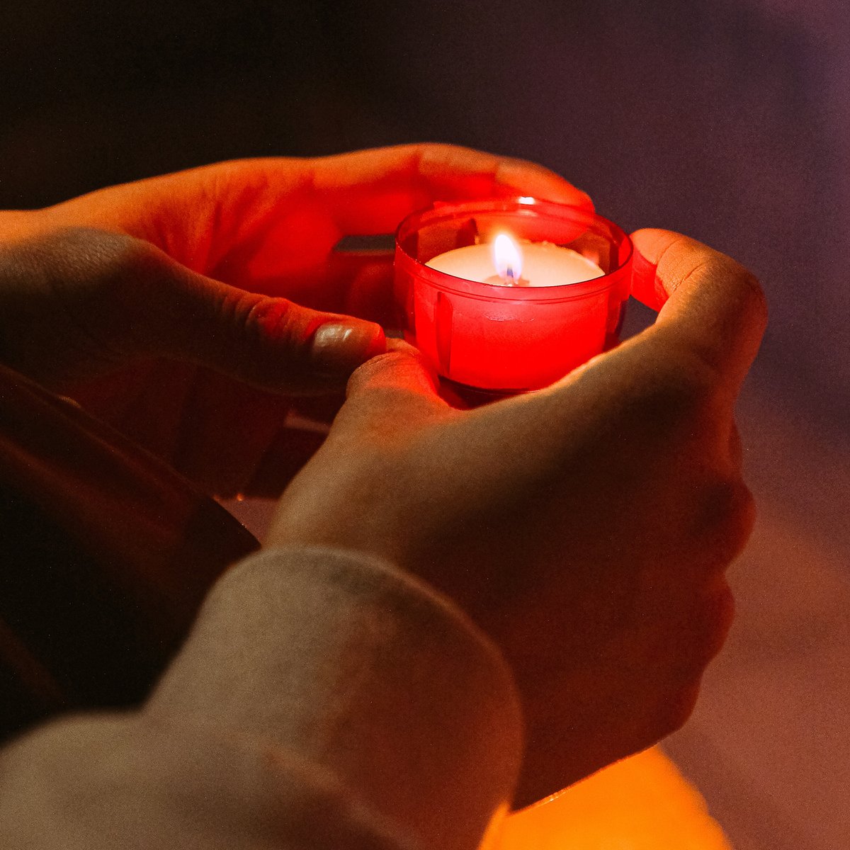 HayesFinch's tweet photo. Light up the #Church!🔥

Illuminate #services this season with a warm glow to symbolise #TheHolySpirit's flame, have the congregation light our range of red #candles in commemoration - With only 1 week to #Pentecost, buy now to guarantee delivery in time!

https://t.co/ctc40wGCXa https://t.co/fr7jLeTCgY