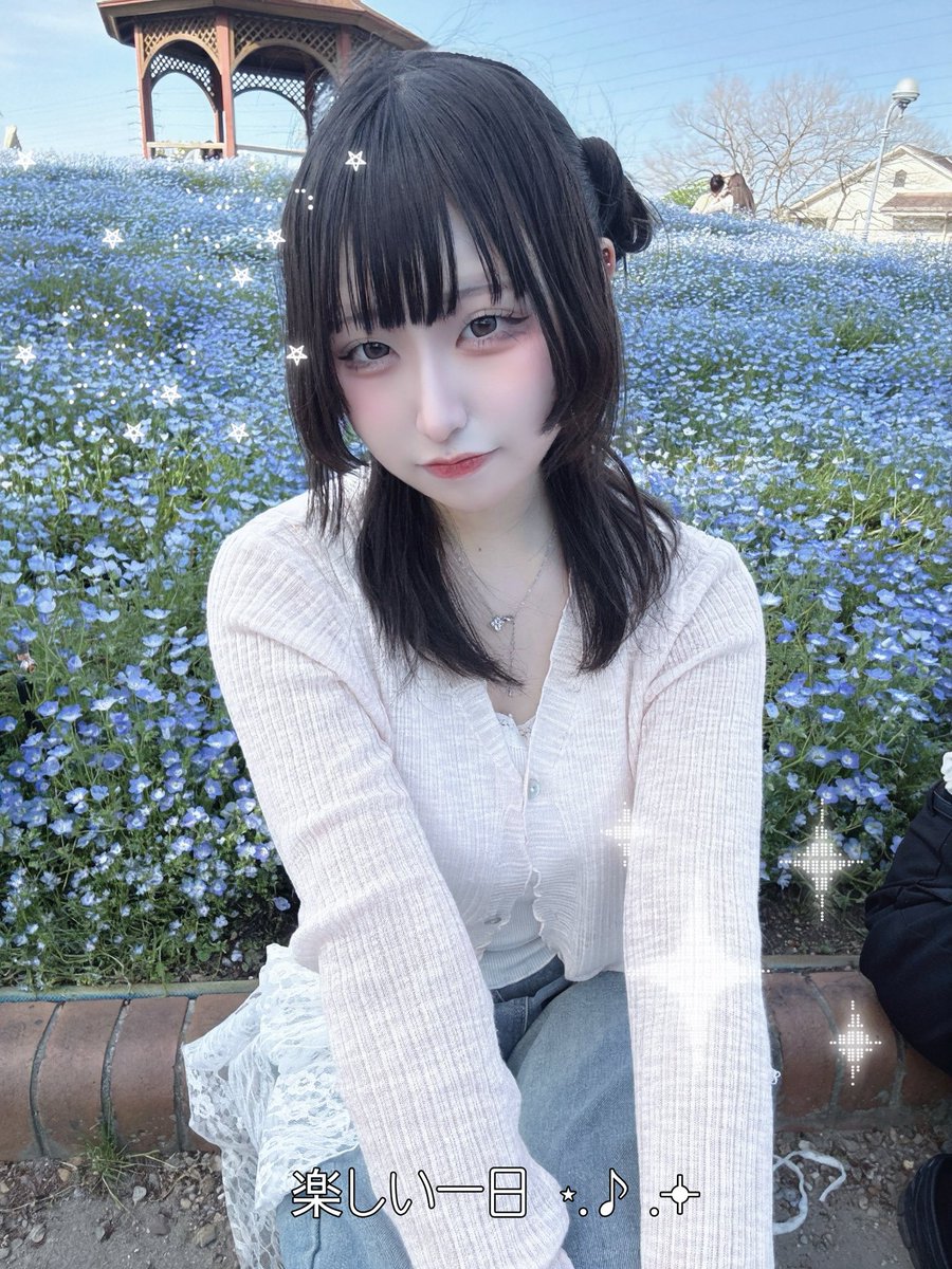 ふれあ tweet media