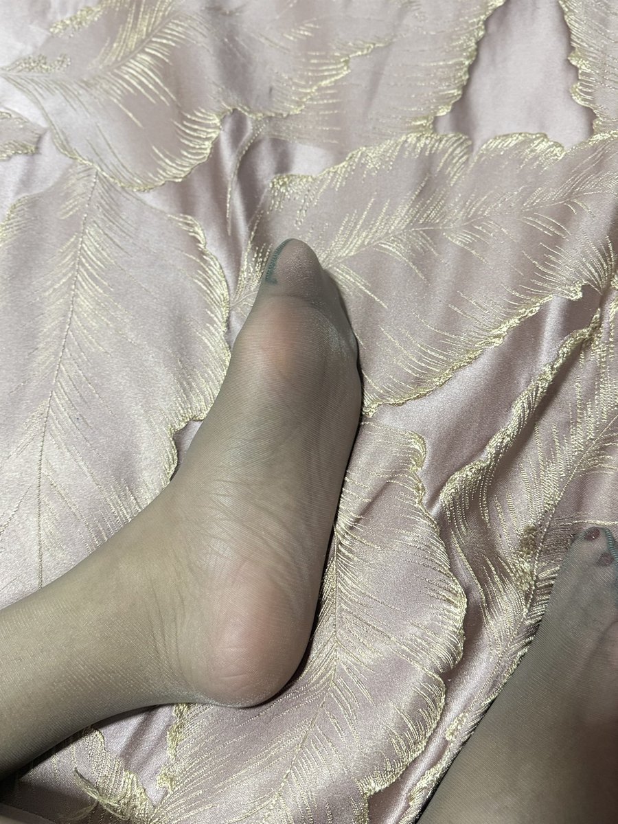 济南原味丝袜 tweet media
