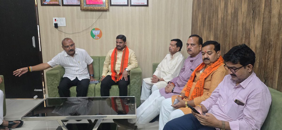 Madhvendra Pratap Singh Ranu (Modi ka parivar) tweet media