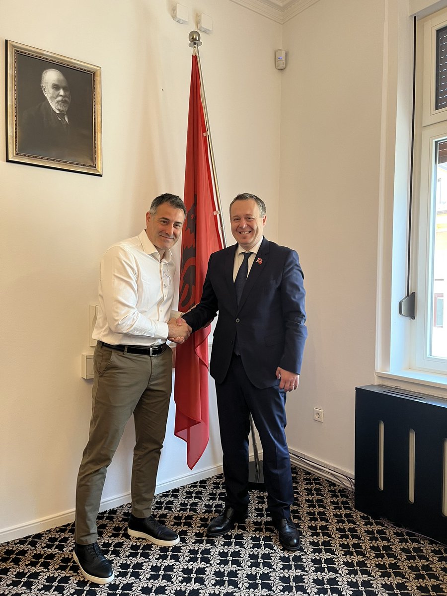 ALEmbassySlovenia 🇦🇱 tweet media