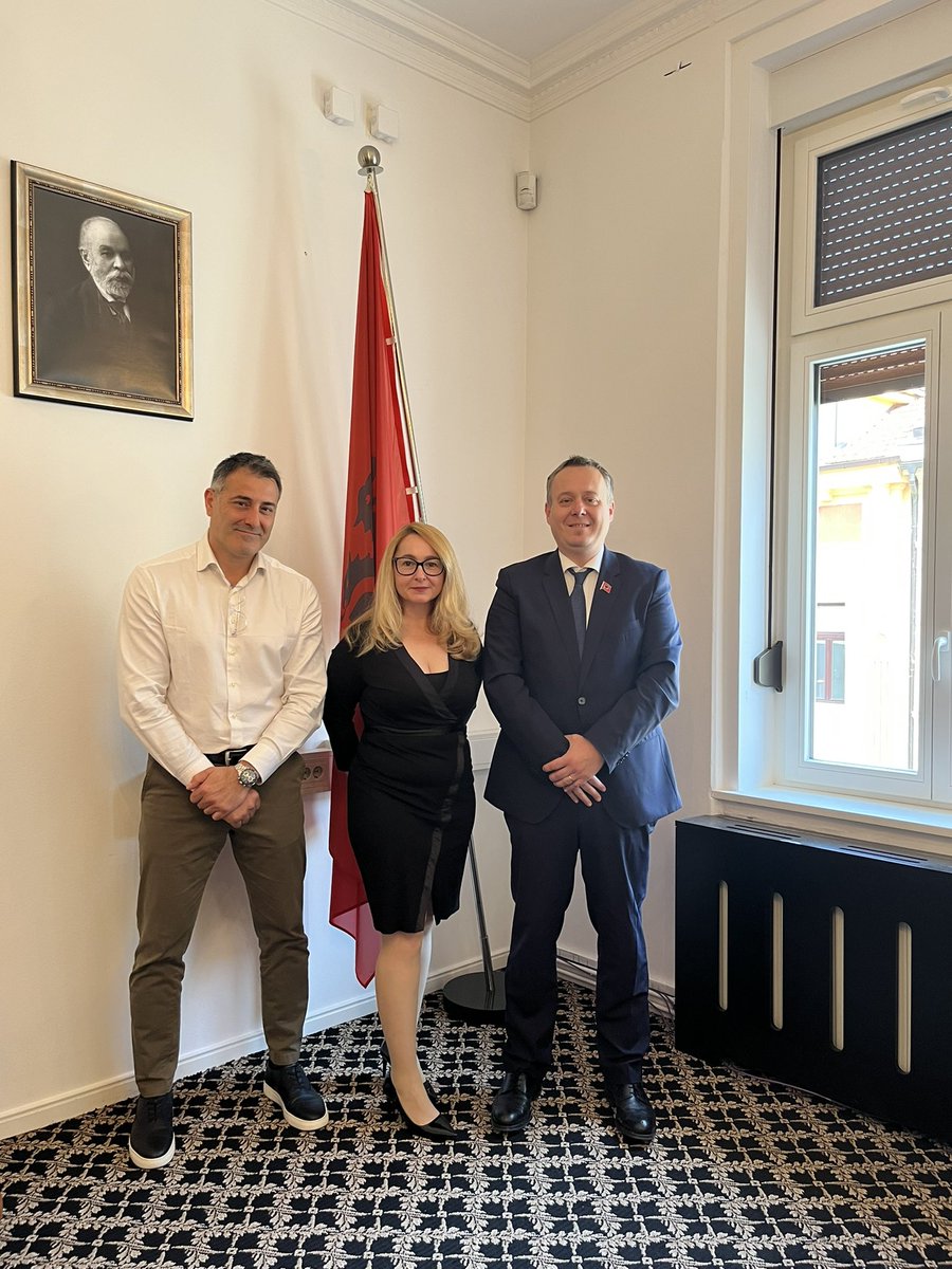 ALEmbassySlovenia 🇦🇱 tweet media