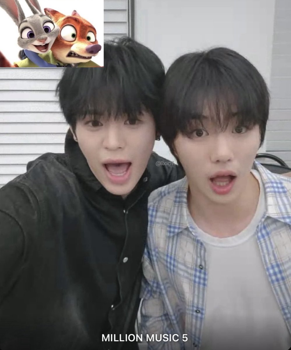 히 tweet media