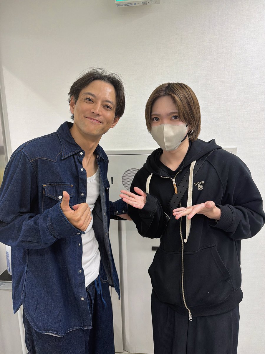 IoriKotsuji_05x's tweet photo. 凍玻璃歌劇「泡沫のユークロニア -帷-」
けんと観劇してきました❕

主演のるいくんすごくかっこよくて素敵でいい刺激もらいました❕

非恋エンドの方を観劇したので通常エンドも気になりました❕

そして龍さんとお久しぶりにお会いできました😭会えて嬉しかったです❕

千秋楽まで頑張ってください🔥 https://t.co/polUUUQClY