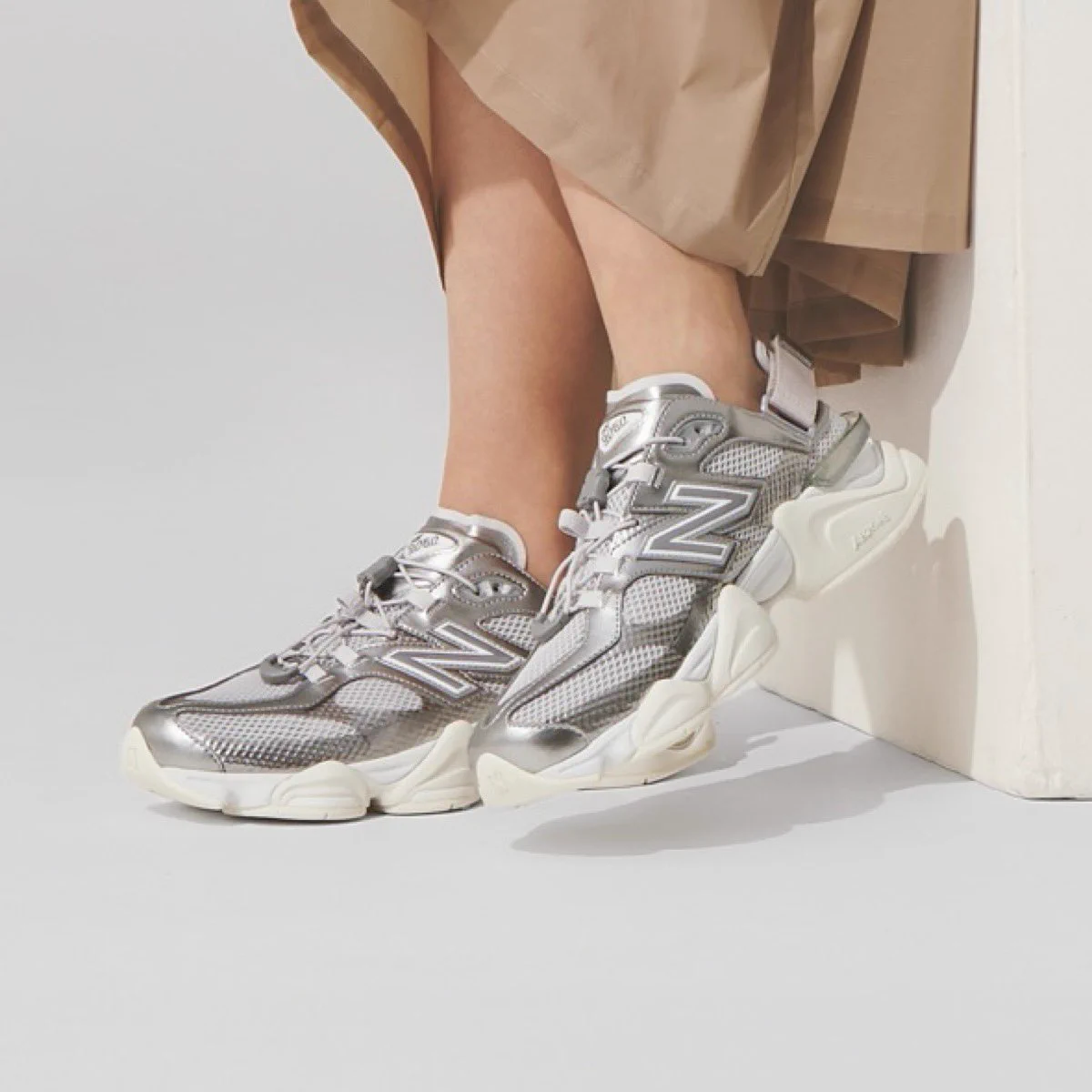 New Balance 9060 Summer シルバー25.5 𝐔𝐏 𝐓𝐎 𝐃𝐀𝐓𝐄 on X: 
