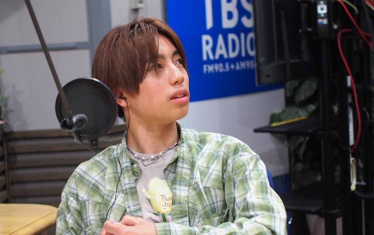 もか tweet media