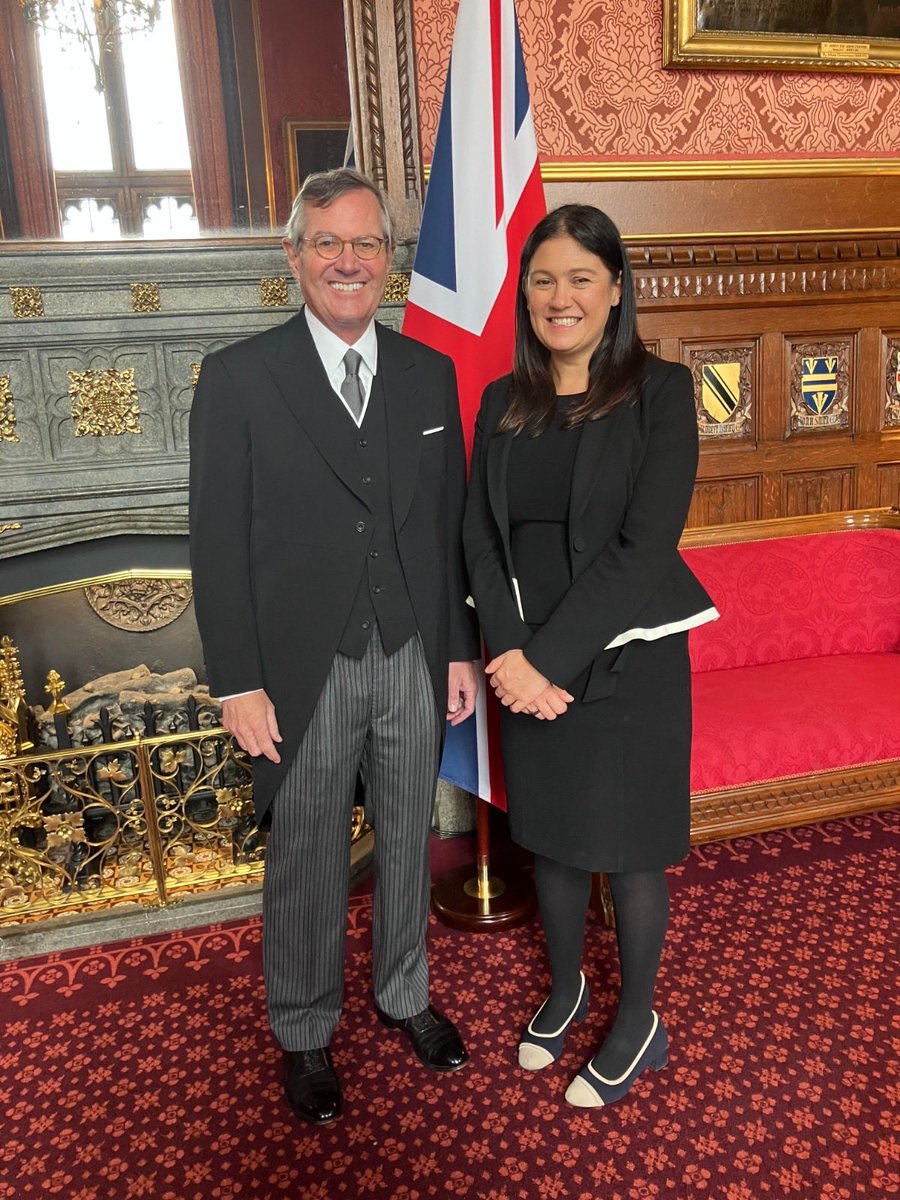 Lisa Nandy MP tweet media