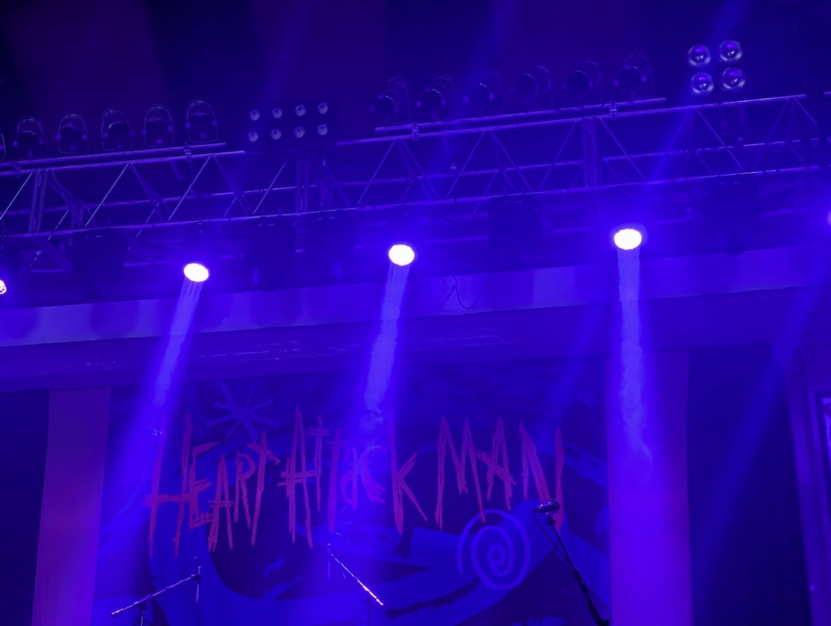 da_bees_knees's tweet photo. In this house we love Hammy! show #14 for these guys this past weekend. 
Took some first timers and they loved it! Can't wait for the many more shows this year! https://t.co/VwZ4RP7k9q