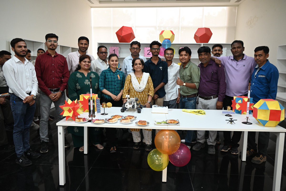 Gujarat Science City tweet media
