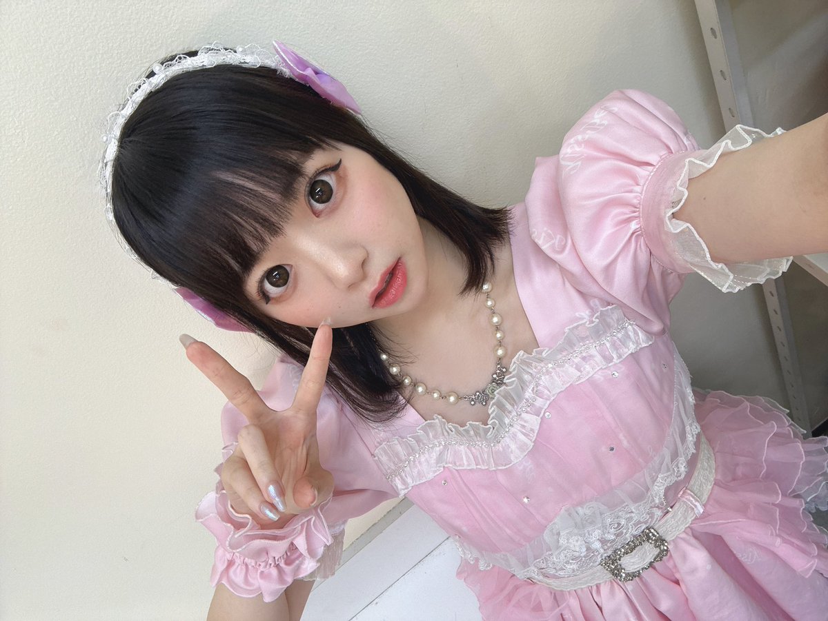 松本さやこ【KissBee】🎈🎈 tweet media