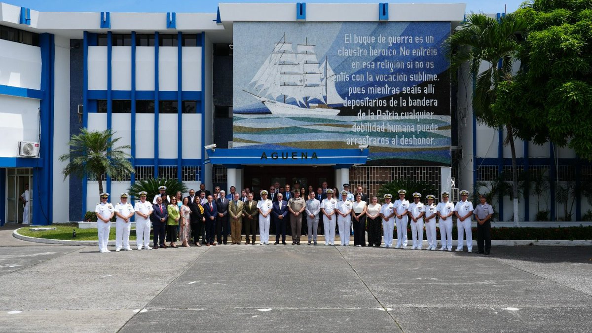 Armada del Ecuador tweet media