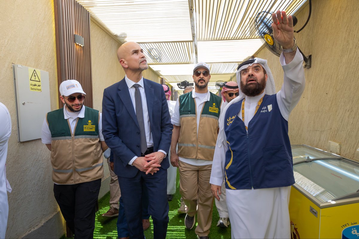 NEHAD___M's tweet photo. Déplacement à Mina pour échanger avec le ministère du Hadj et de la Omra sur les conditions d’accueil des 11000 pèlerins 🇫🇷 qui s’apprêtent à accomplir le hadj. Excellente organisation à tous les niveaux ! Un très grand 🙏aux autorités 🇸🇦. https://t.co/ddvnXQyARx