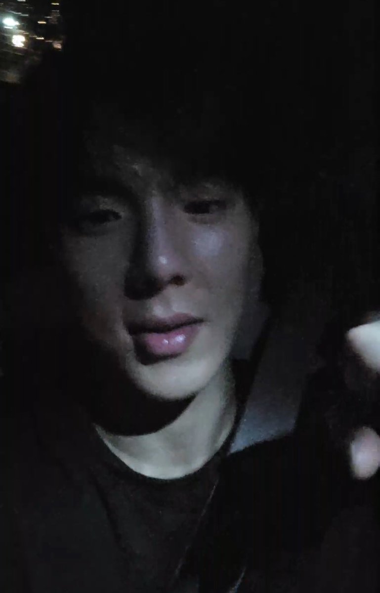 히포히포 tweet media