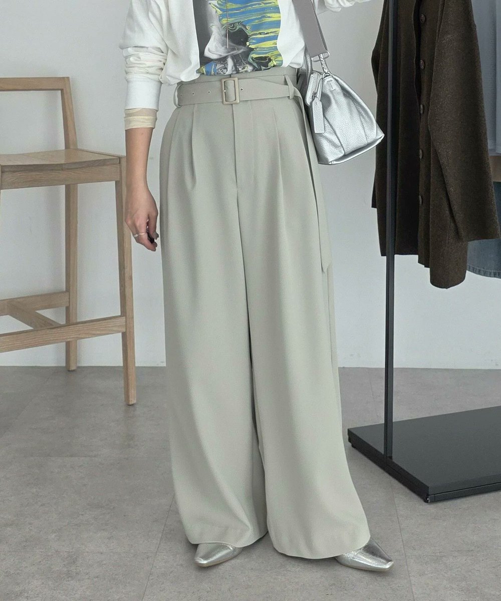 Fashion Express tweet media